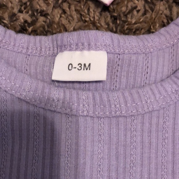 ADORABLE Spring outfit - Picture 3 of 5